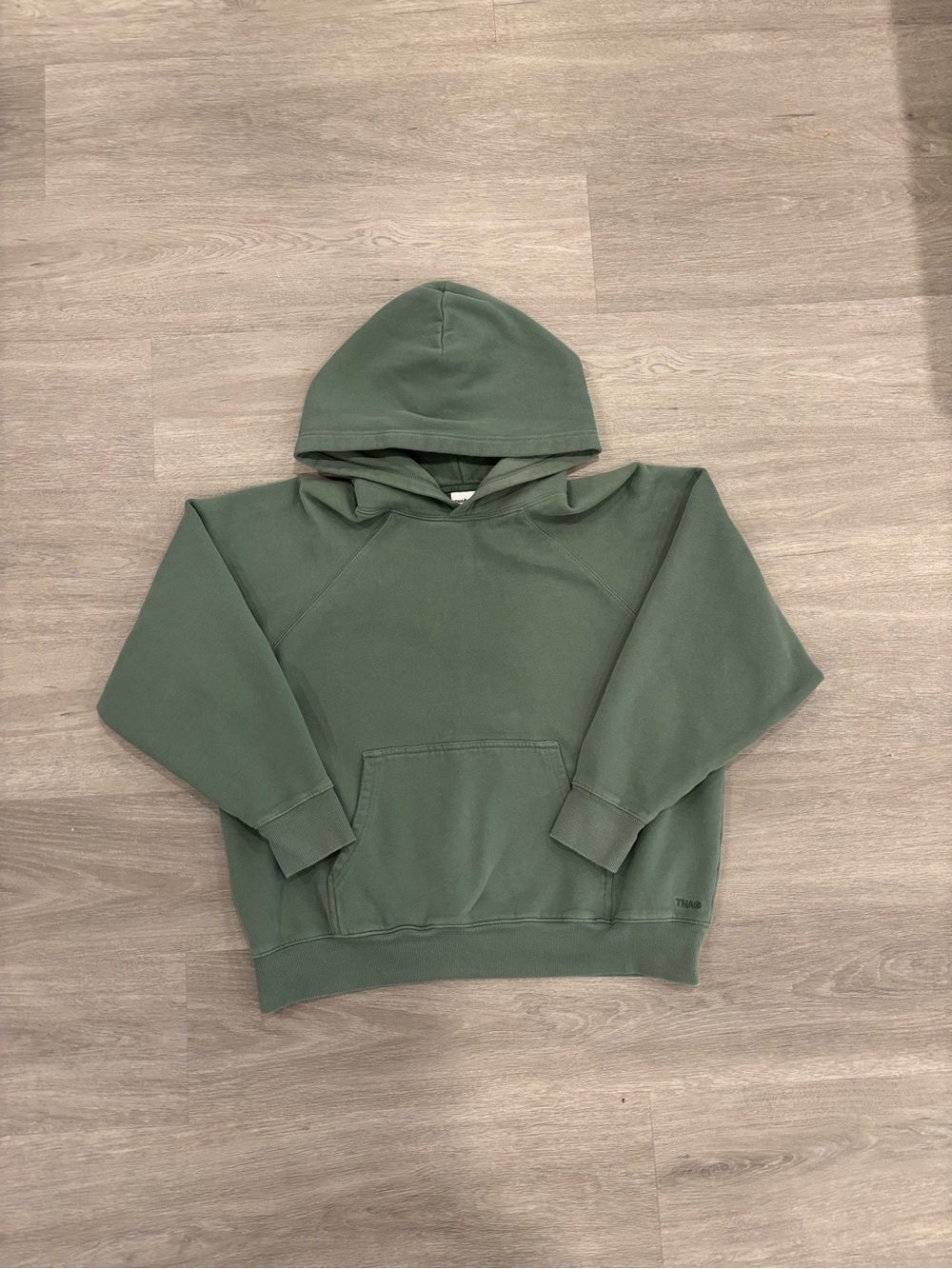 LIMITED EDITION Aritzia TNA Mega Fit Cozy Fleece Cozy Fleece Hoodie Sage Green